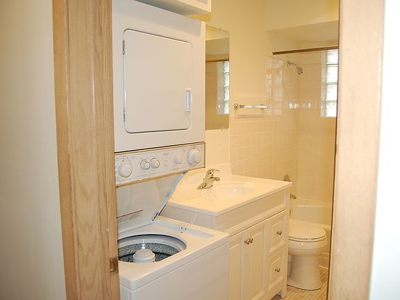 5th image of 5730 N Menard Ave #2