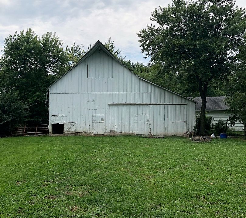 1st image of 1451 E County Road 825 N