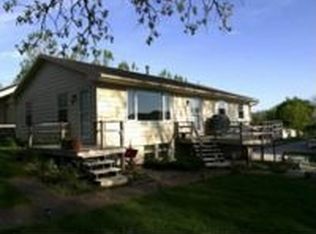 8 23rd St, Spirit Lake, IA 51360