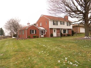 1605 E Main St, Louisville, OH 44641