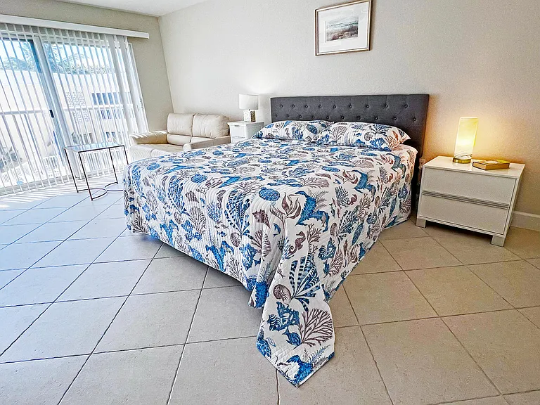 3541 NE Ocean Blvd #4 — Photo 39