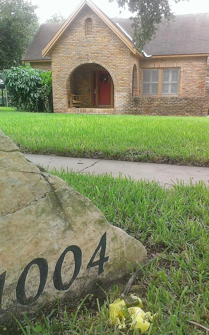 1004 S Indiana Avenue — Photo 2