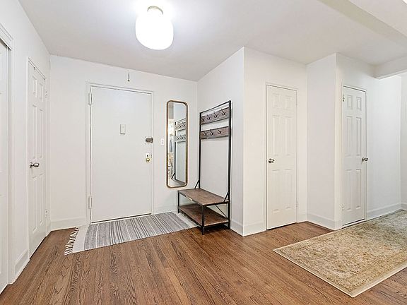 5th image of 3345 94th St APT 4H