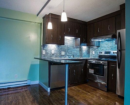 open concept - kitchen, dining and living room