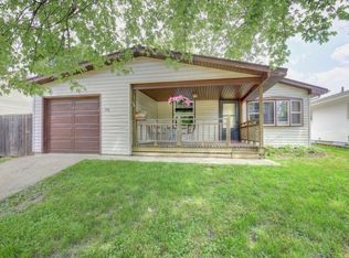 718 W Maple St, Champaign, IL 61820