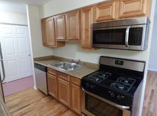 1624 W Estes Ave #1F, Chicago, IL 60626