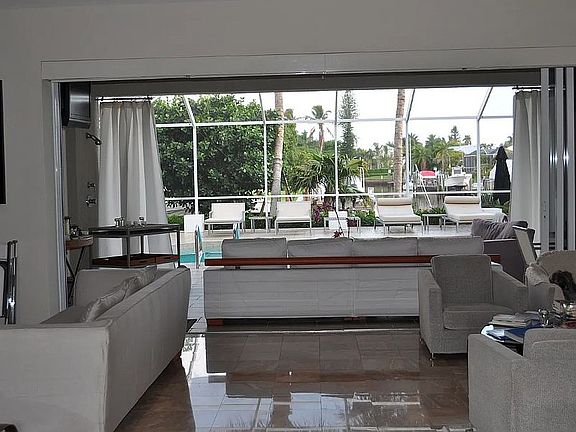 5th image of 1340 Jewel Box Ave
