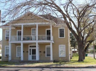 208 S Deleon, Victoria, TX 77901