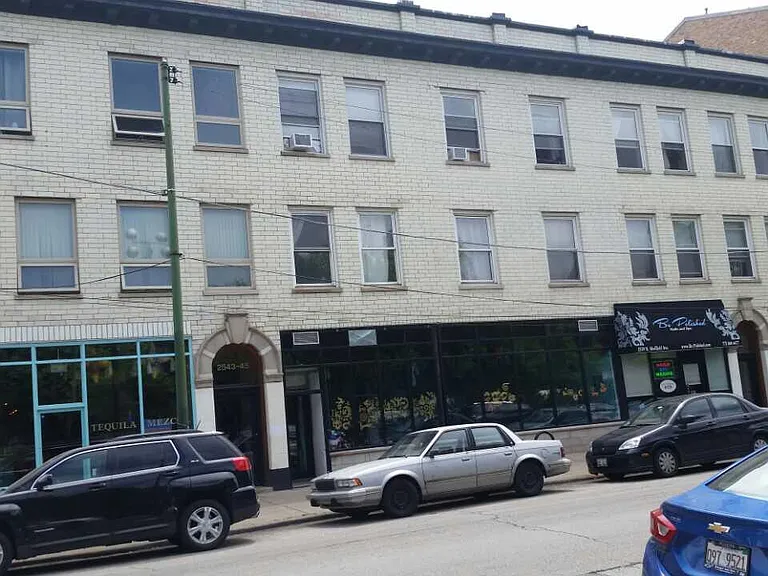2537 N Sheffield Ave #307 — Photo 2