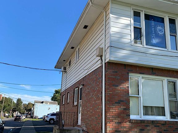 2nd image of 192 Ontario St.