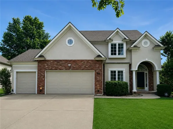 9009 N Kentucky Ave, Kansas City, MO 64157