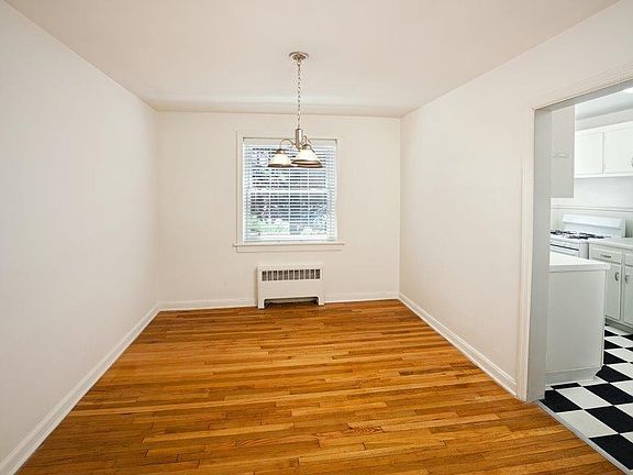 3rd image of 3512 Stuart Ave APT 1