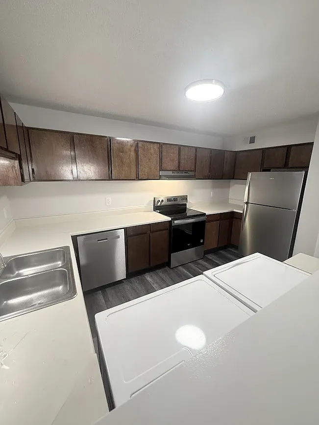 810, 65th and 811-813, 66th Avenue North - A3 — Photo 4