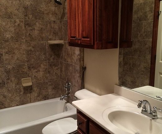 5th image of 4526 Crestmont Ln
