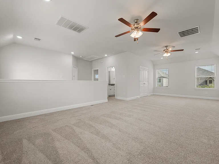 1716 Elise Ln — Photo 18