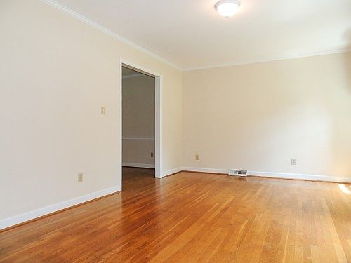 3rd image of 6517 Pencade Ln