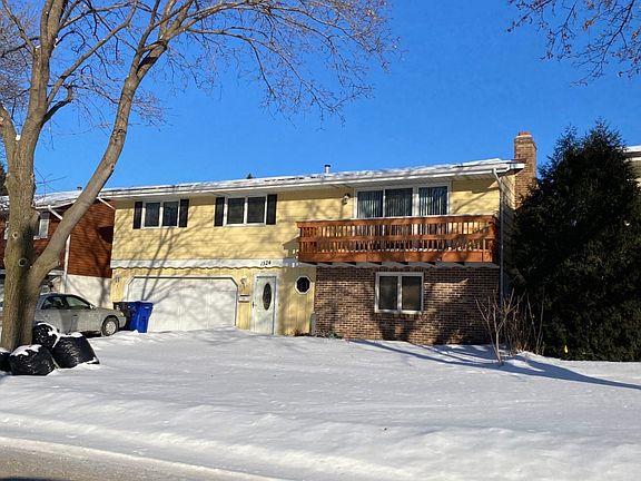 2nd image of 162 Conver St