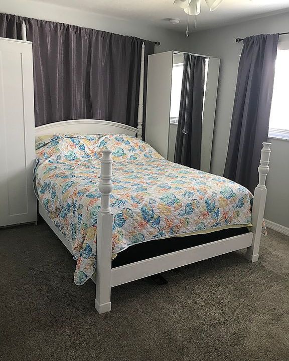1st image of 460 Penguin Dr