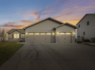 1426 Chadsworth Drive, Sun Prairie, WI 53590
