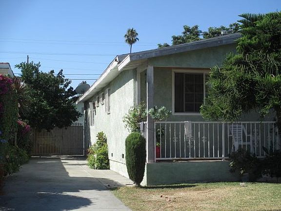 3rd image of 1246 W 61st St