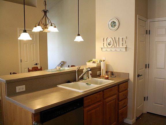 5th image of 1015 S Canyon Meadow Dr #6