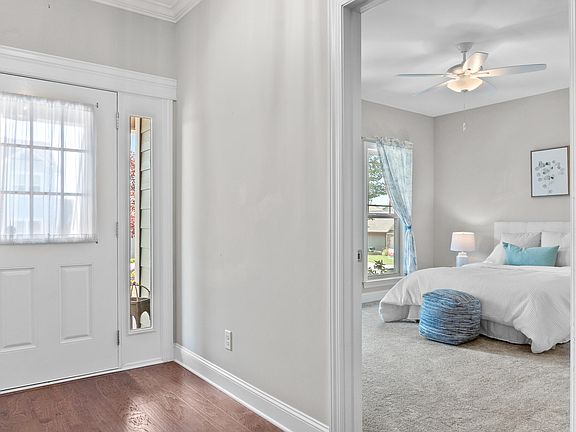 4th image of 5417 Bungalow Cir
