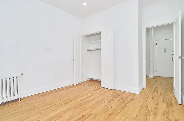 Rented by Mossanen Group | media 16