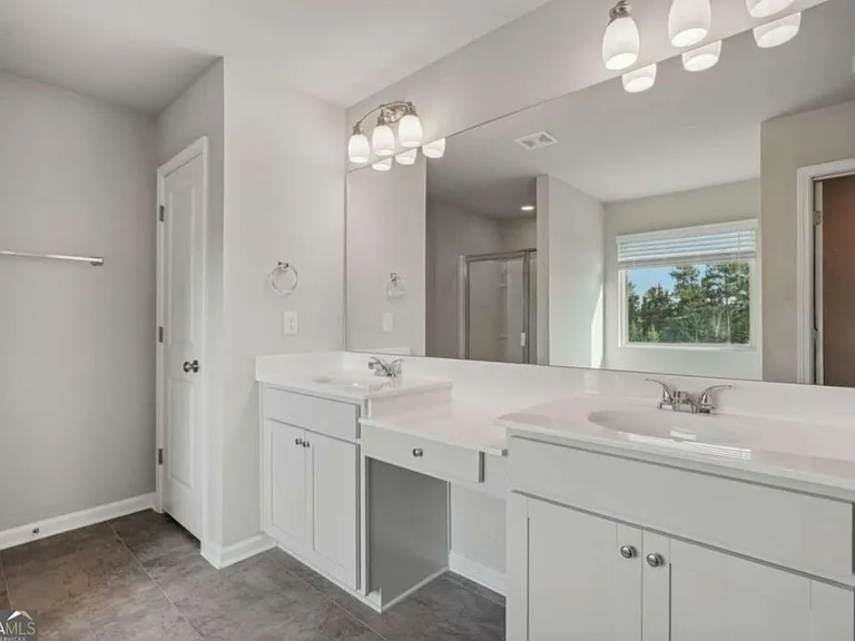545 S Fortune Way — Photo 38