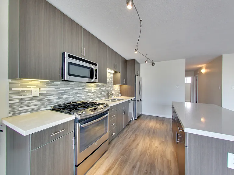 Panomar Luxury Apartments — Photo 18