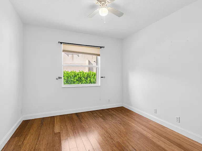 21698 Abington Ct — Photo 63