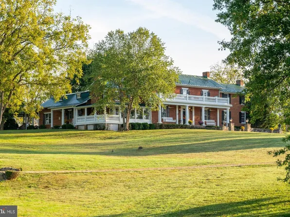 1787 Light Horse Ln, Delaplane, VA 20144