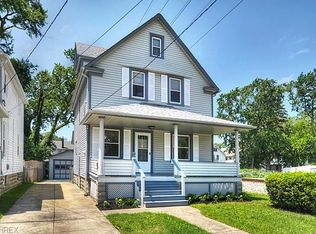 1326 Bonnieview Ave, Lakewood, OH 44107