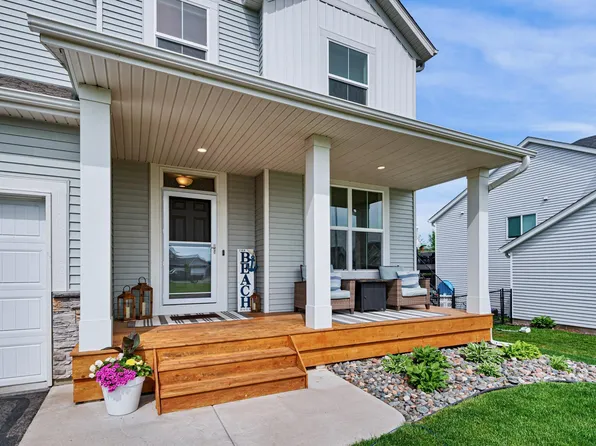 20674 Hamlet Ave N, Forest Lake, MN 55025