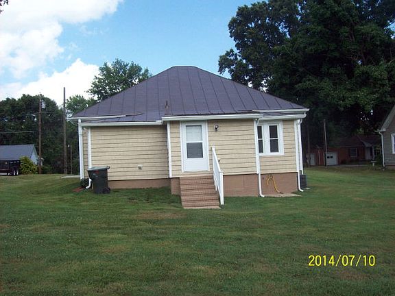 2nd image of 107 N Johnston St