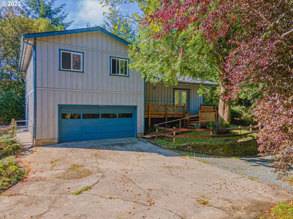 55427 Melton Rd, Bandon, OR 97411
