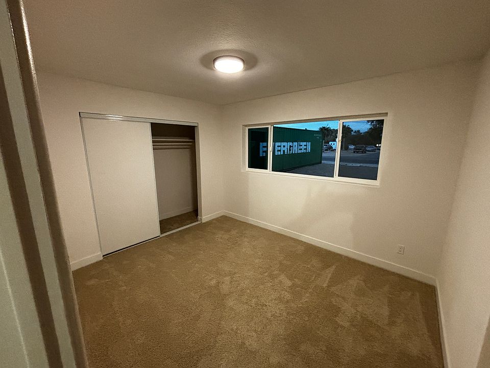 1st image of 1733 Ophir Dr #6
