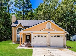 2370 Blossom Ridge Dr N, Jacksonville, FL 32218