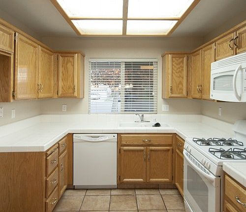 4th image of 2033 Old River Ct