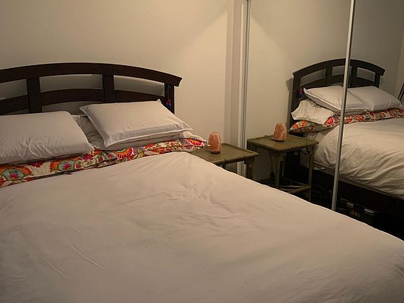 4th image of 4505 Colbath Ave #2109