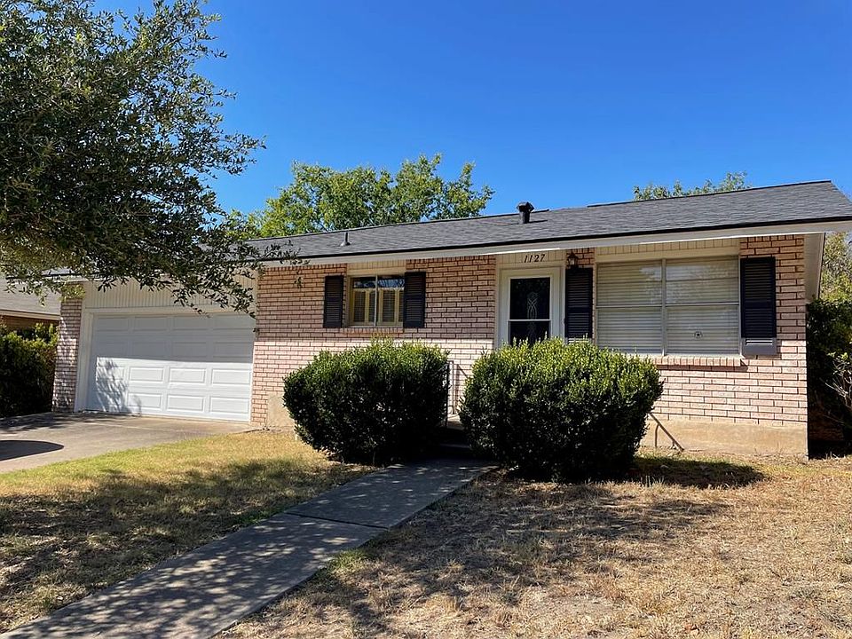 1st image of 1127 Lake Dr