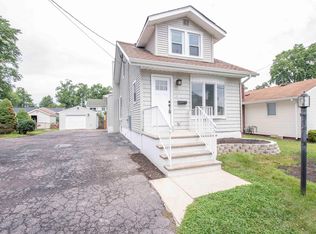 42 Ocean Blvd, Keyport, NJ 07735