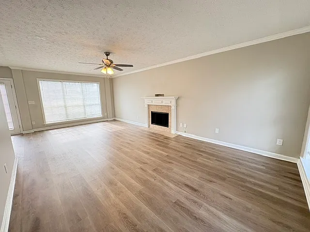 2613 Beard Ct — Photo 2