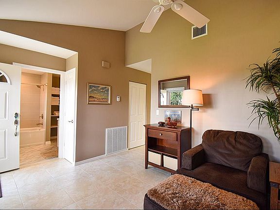4th image of 1512 Coral Oak Ln