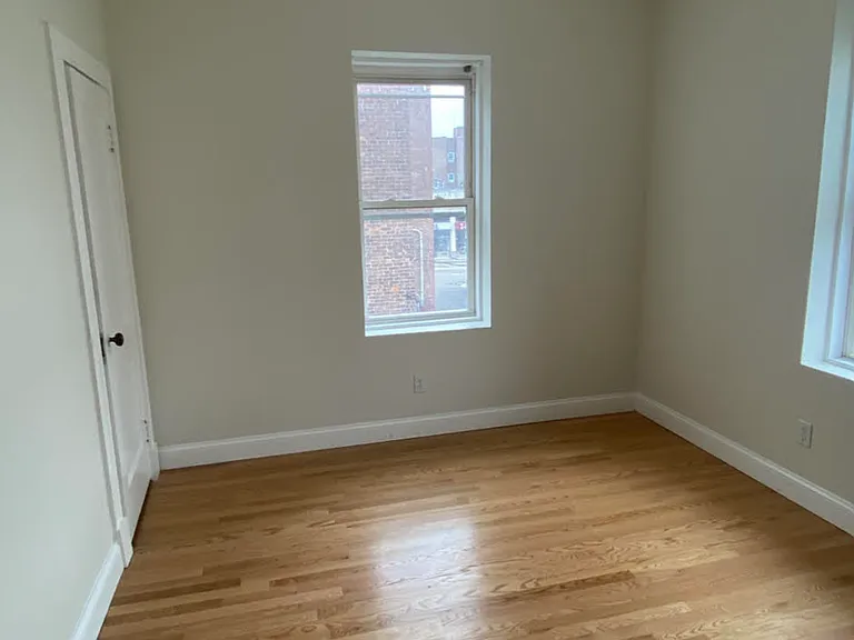 10 Glenville Ave #2 — Photo 9