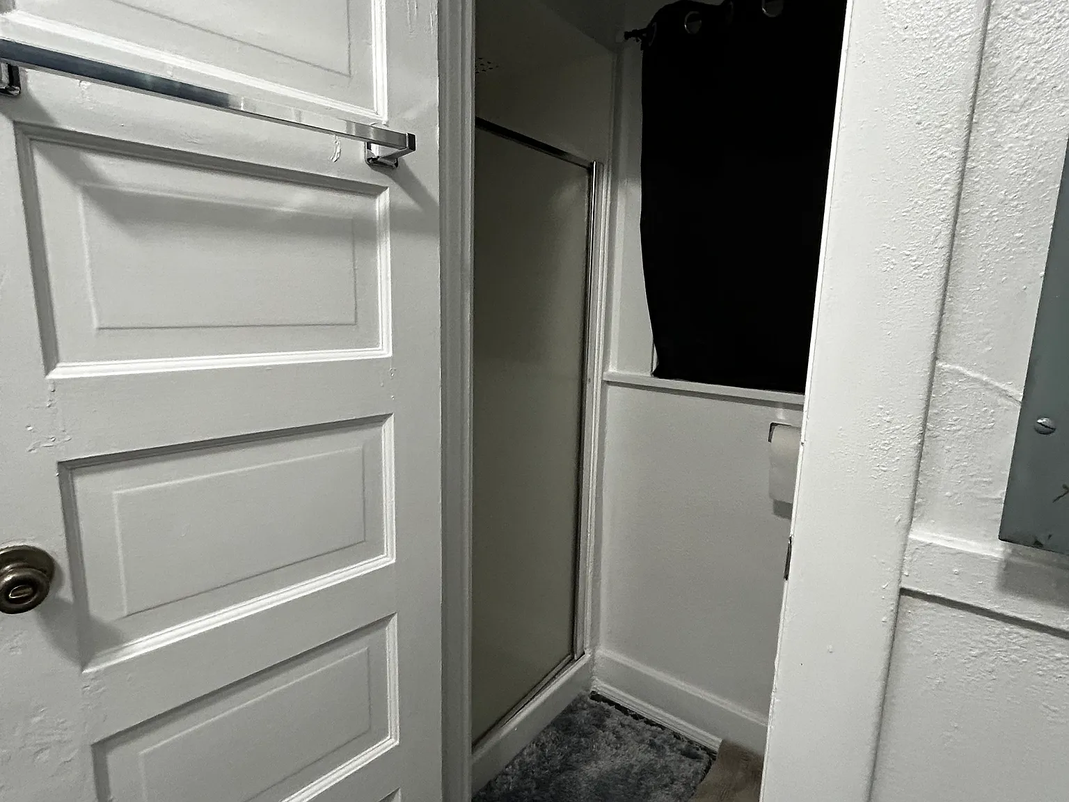 3 bed, 1650 sqft, $4,050 — Photo 3