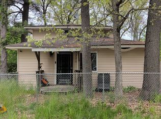 396 W Englewood Ave, Twin Lake, MI 49457