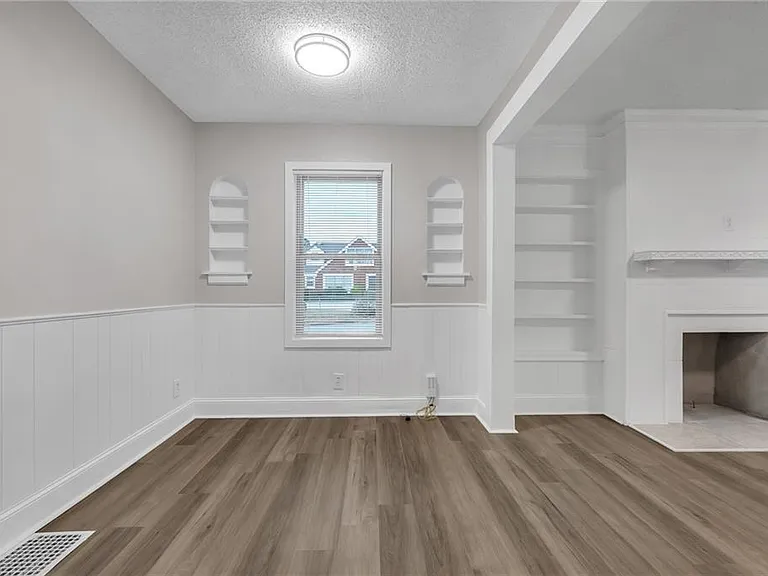 1683 Candler Rd — Photo 5
