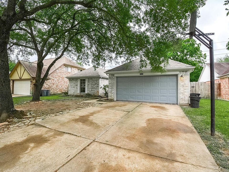1st image of 16314 Camino Del Sol Dr