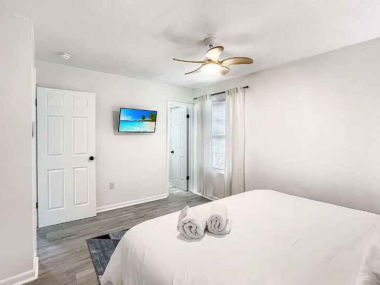 1224 Crawford Way — Photo 13