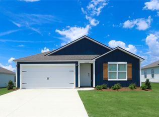 11569 McCord Ln, Moundville, AL 35474